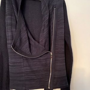 INC light side zippered navy blue sweater 5/$25 ⭐️🎉